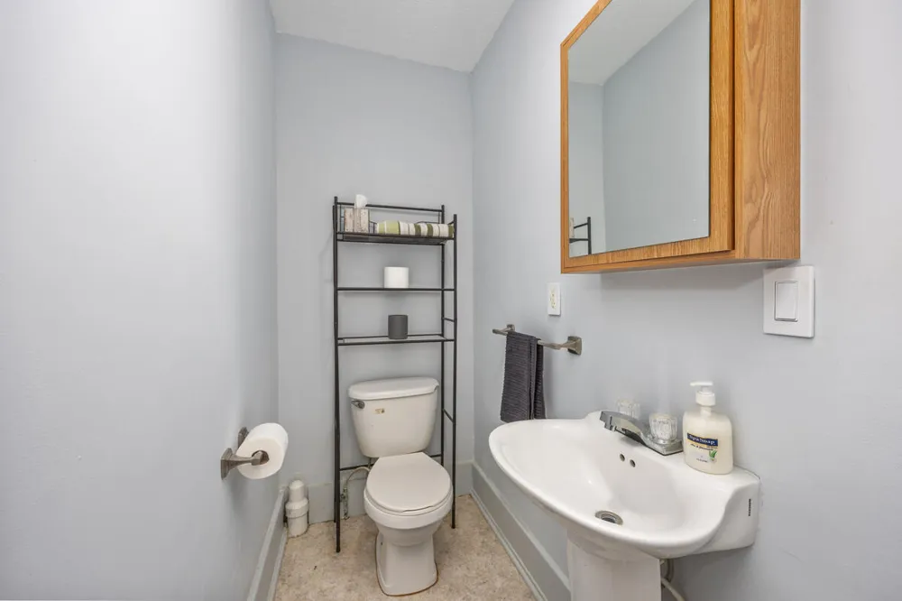 852 Leonard Street NE Grand Rapids, MI 49503