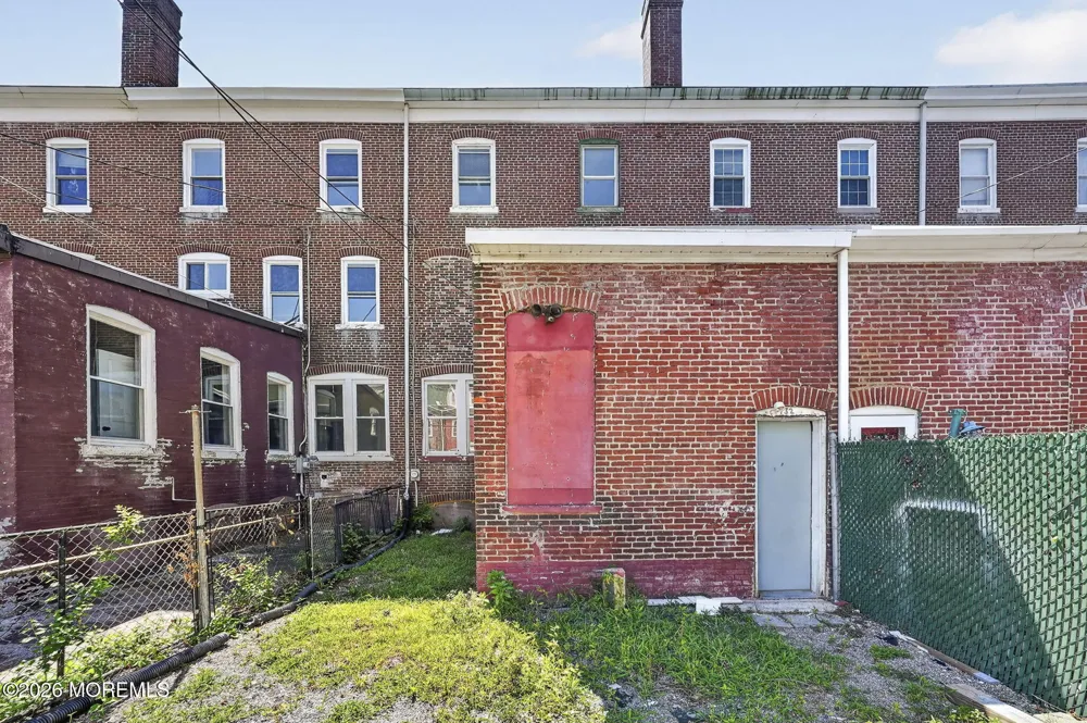 132 4th Avenue Roebling, NJ 08554