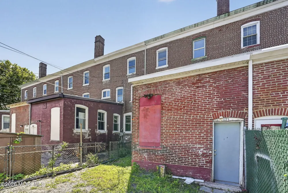 132 4th Avenue Roebling, NJ 08554