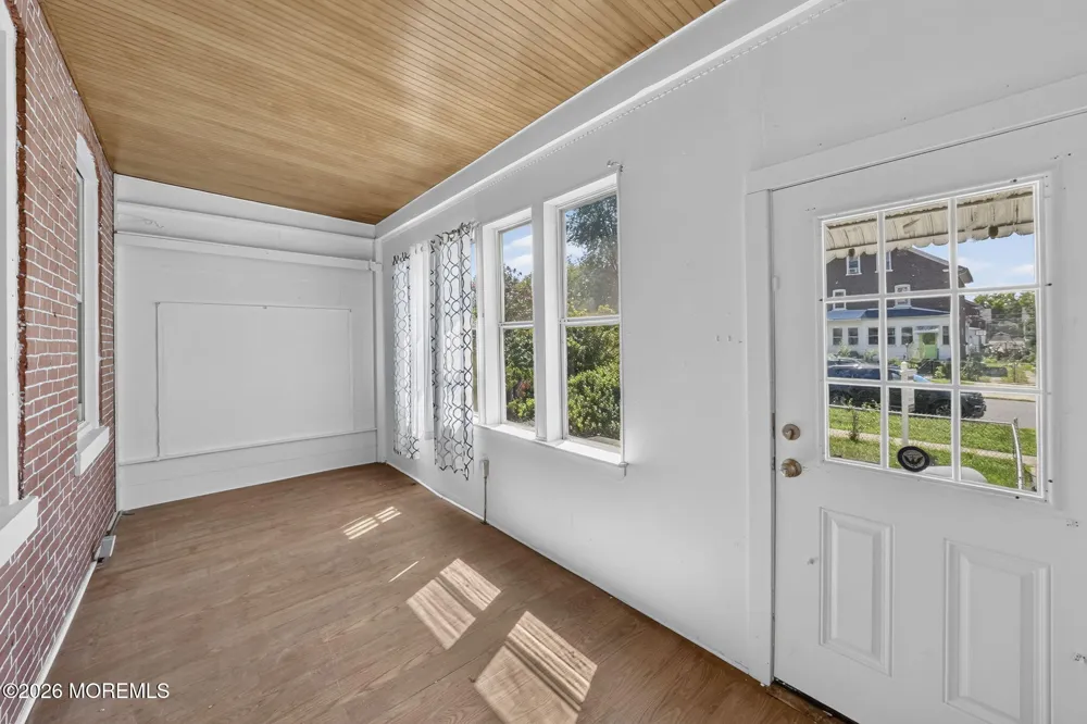 132 4th Avenue Roebling, NJ 08554