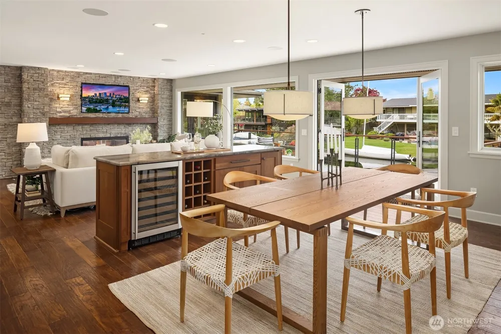 61 Cascade Key Bellevue, WA 98006