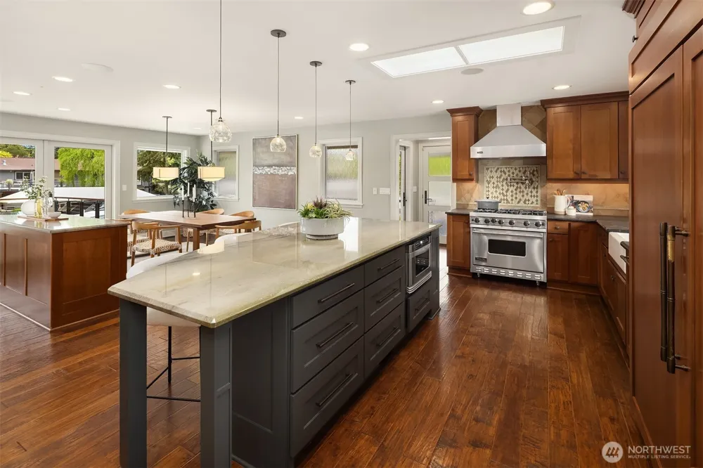61 Cascade Key Bellevue, WA 98006