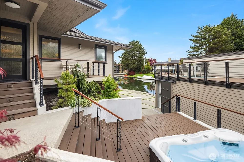 61 Cascade Key Bellevue, WA 98006
