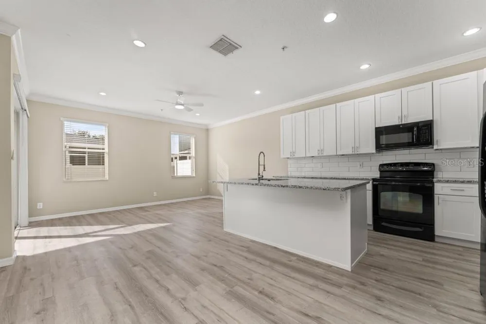 868 STONECHASE LANE Lake Mary, FL 32746