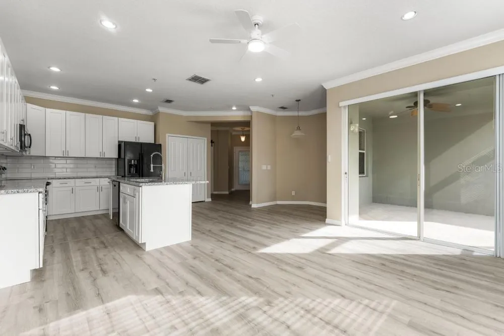 868 STONECHASE LANE Lake Mary, FL 32746