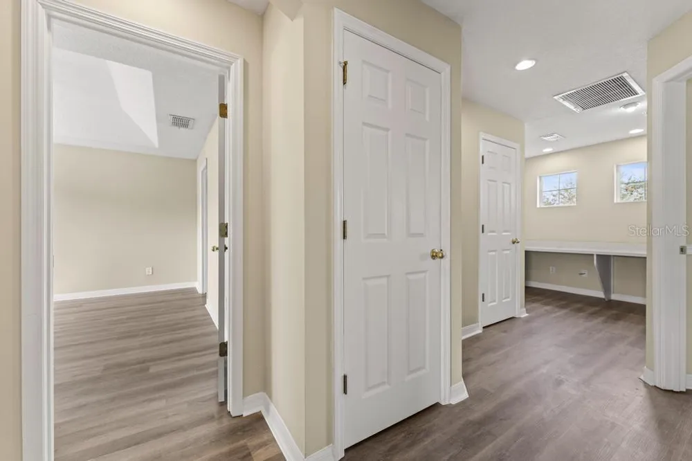 868 STONECHASE LANE Lake Mary, FL 32746