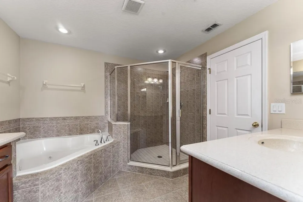 868 STONECHASE LANE Lake Mary, FL 32746