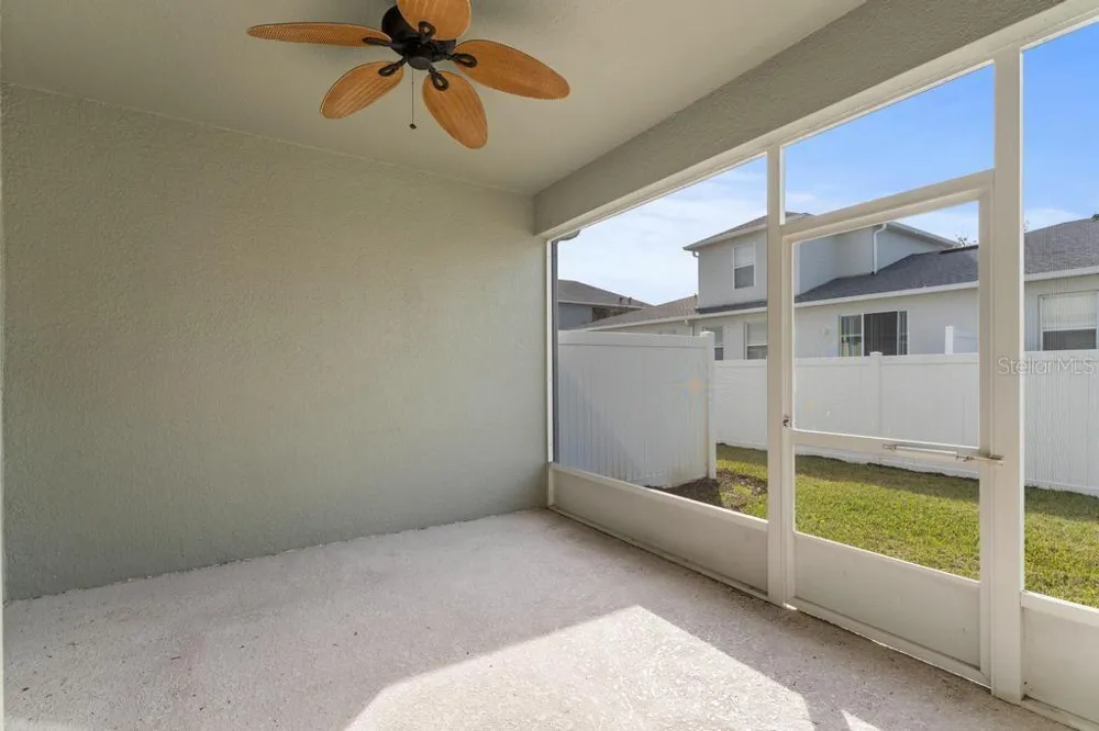 868 STONECHASE LANE Lake Mary, FL 32746