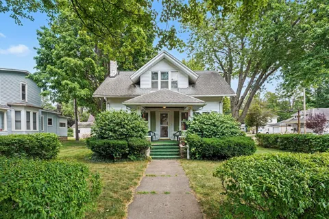 601 Elm Street