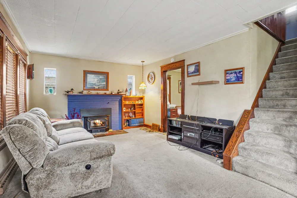601 Elm Street Three Rivers, MI 49093
