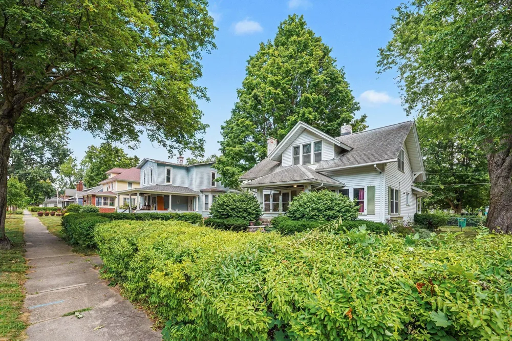 601 Elm Street Three Rivers, MI 49093