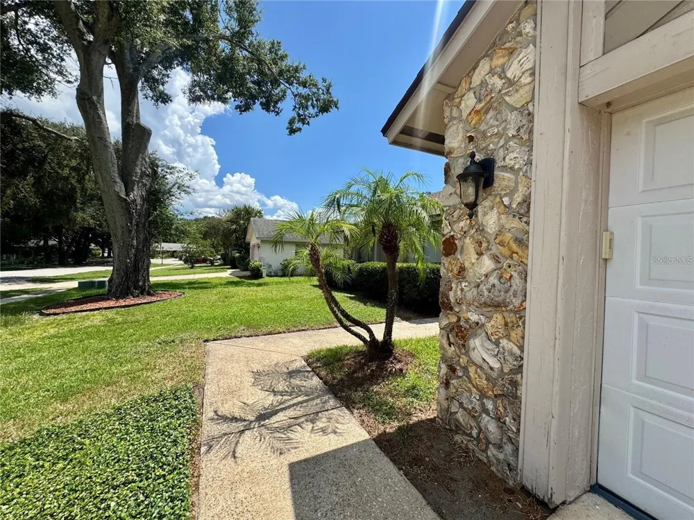 8014 COTE COURT Orlando, FL 32836