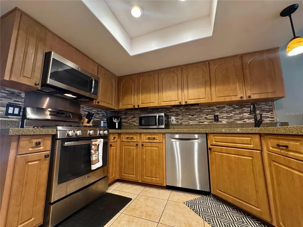 8014 COTE COURT Orlando, FL 32836