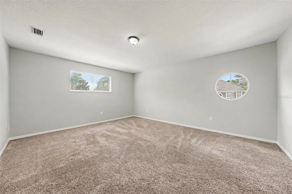 6112 CEZANNE AVENUE Lutz, FL 33558