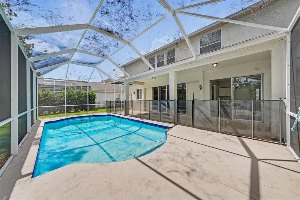 6112 CEZANNE AVENUE Lutz, FL 33558