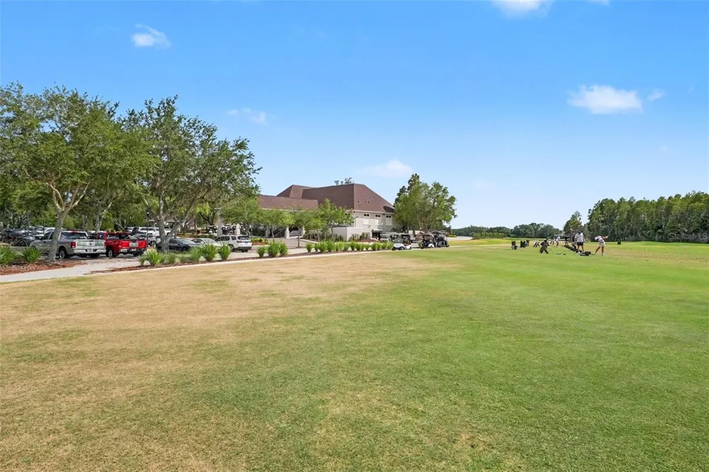 6112 CEZANNE AVENUE Lutz, FL 33558