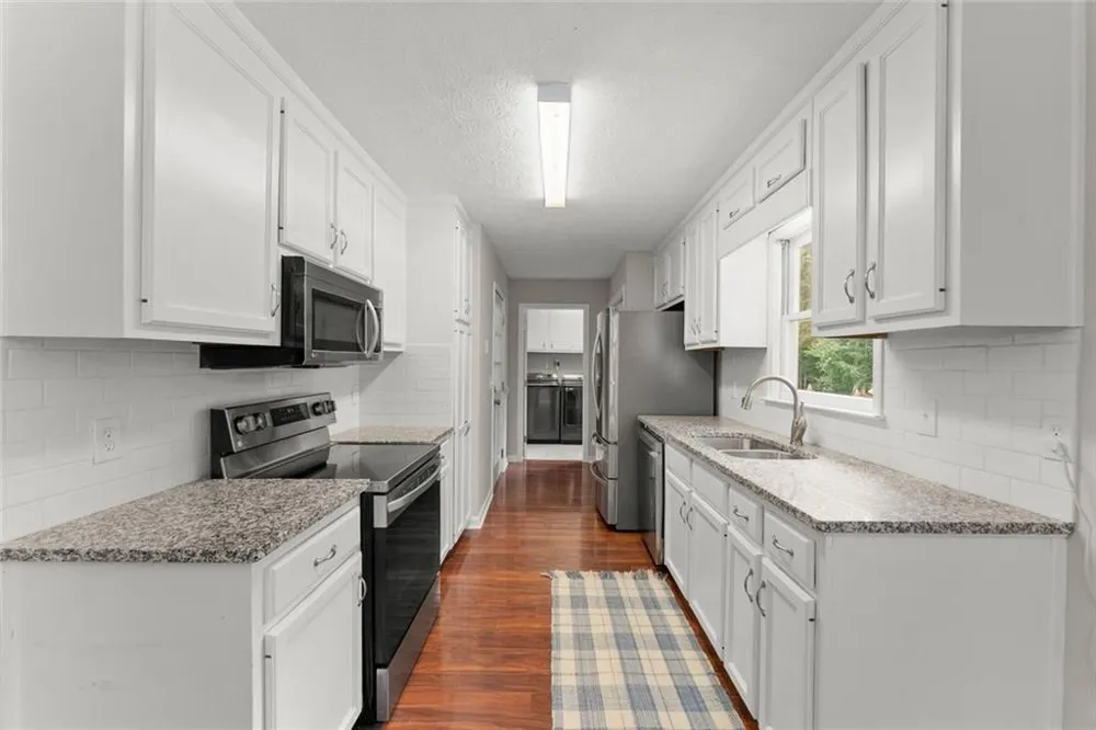 5147 Malisa Ridge Oakwood, GA 30566