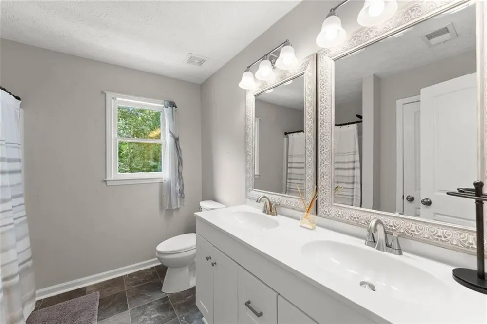 5147 Malisa Ridge Oakwood, GA 30566