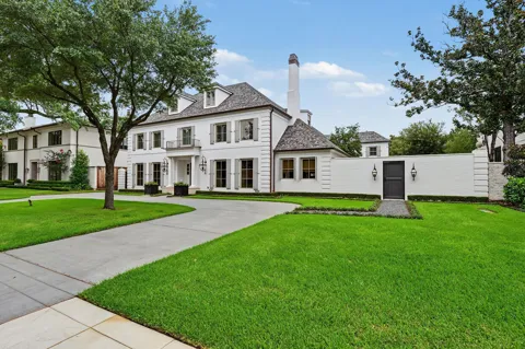 3444 Meadow Lake Lane