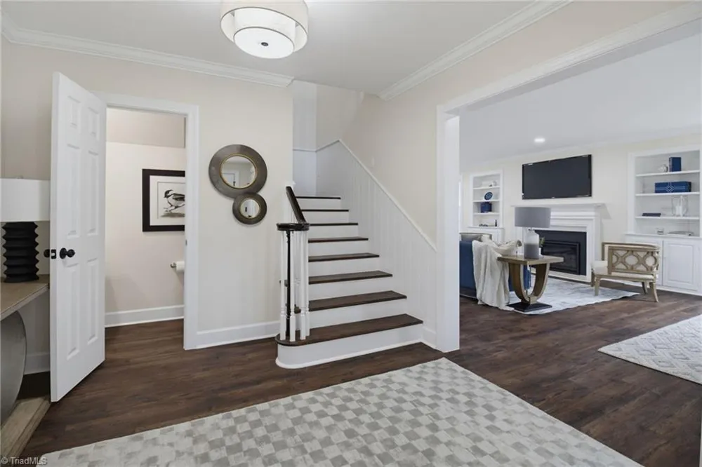 505 Salisbury Street Kernersville, NC 27284