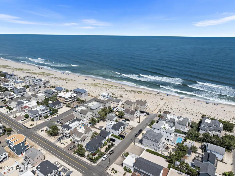 228 E 15th Street Long Beach, NJ 08008