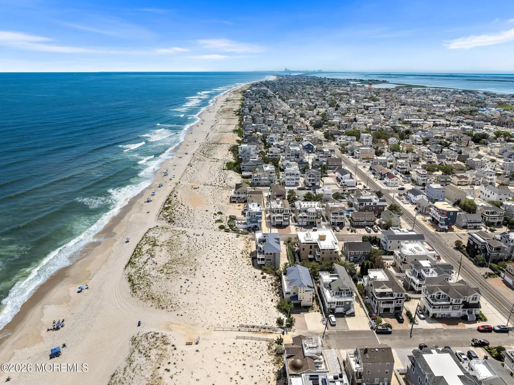 228 E 15th Street Long Beach, NJ 08008