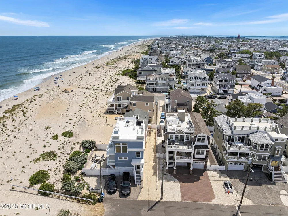 228 E 15th Street Long Beach, NJ 08008