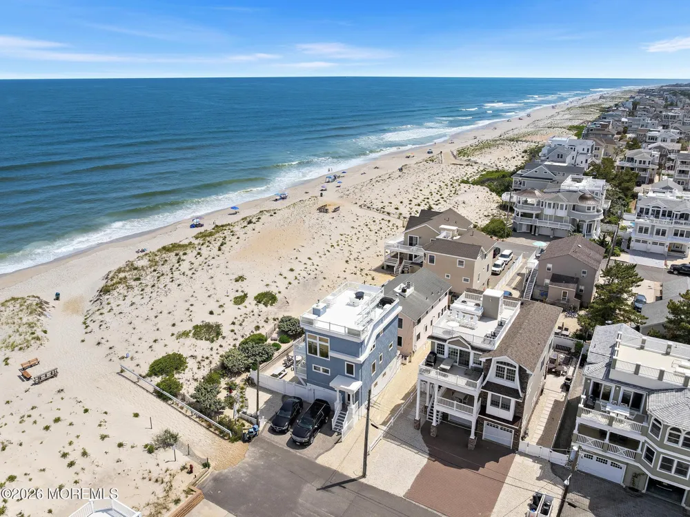 228 E 15th Street Long Beach, NJ 08008