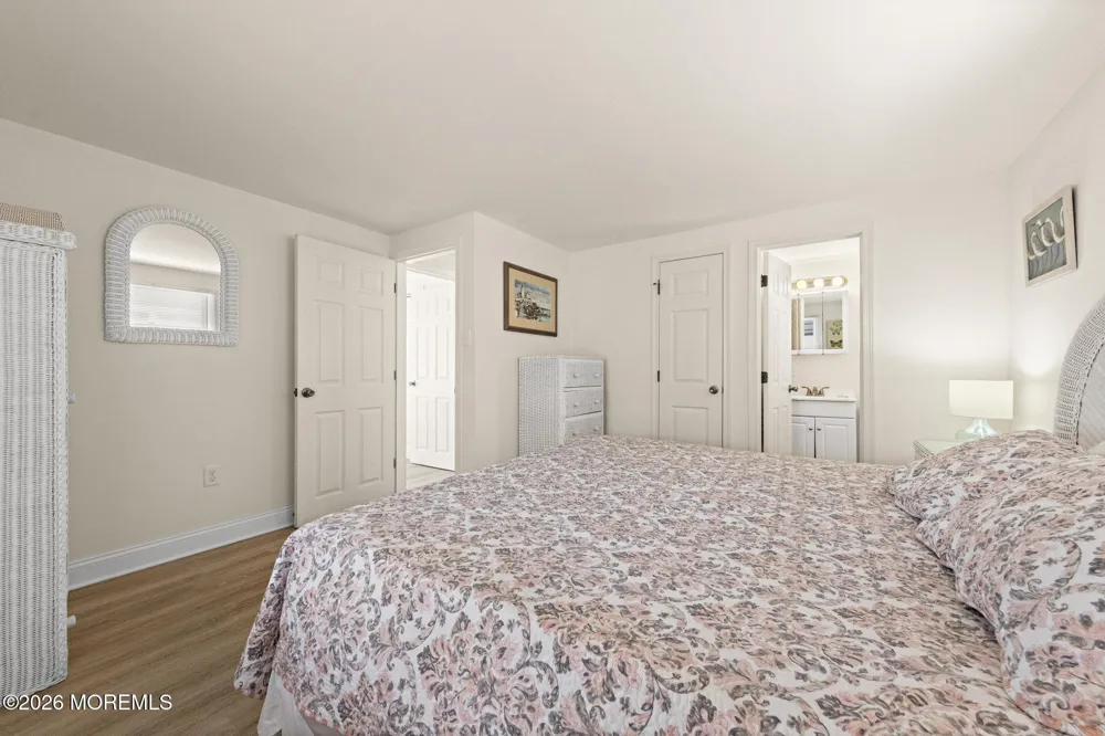 228 E 15th Street Long Beach, NJ 08008