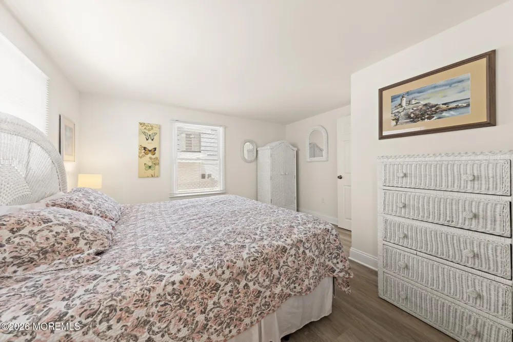 228 E 15th Street Long Beach, NJ 08008
