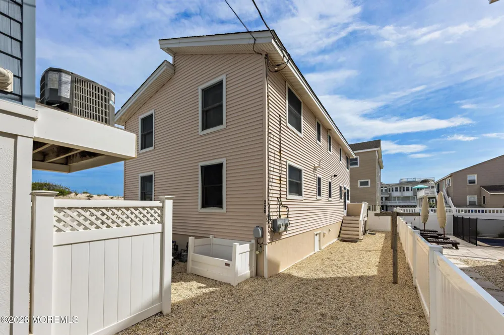 228 E 15th Street Long Beach, NJ 08008