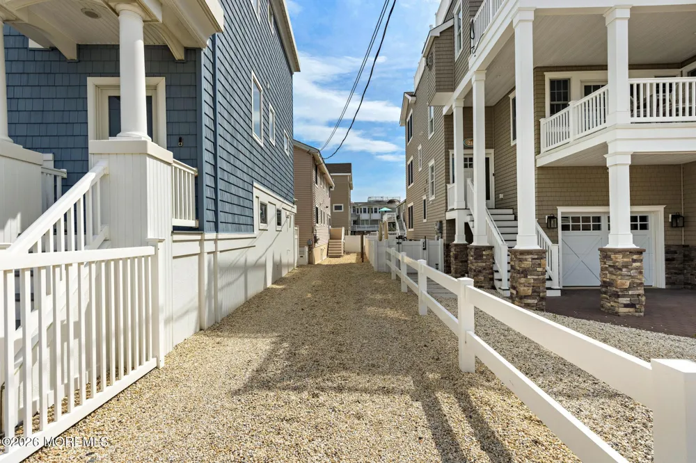 228 E 15th Street Long Beach, NJ 08008