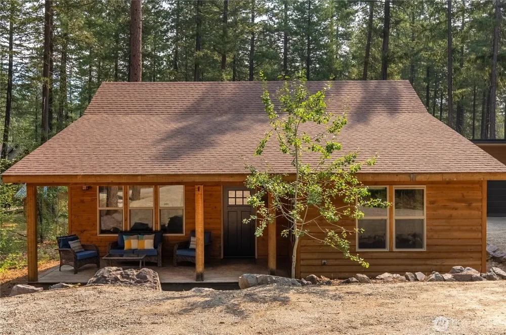 21 Liberty Lane Mazama, WA 98833