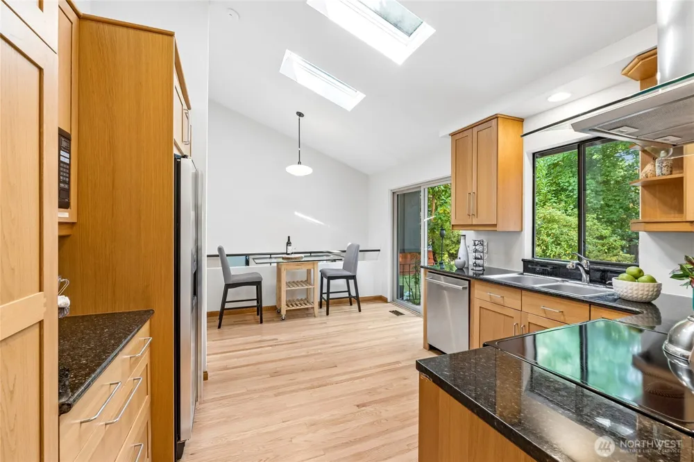 13800 SE 21st Street Bellevue, WA 98005