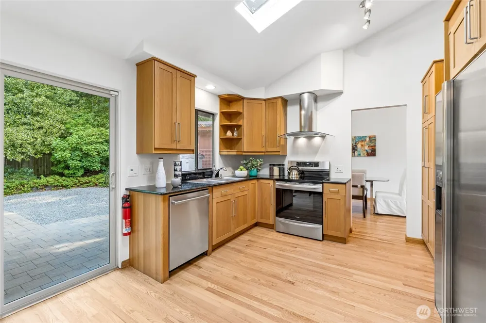 13800 SE 21st Street Bellevue, WA 98005
