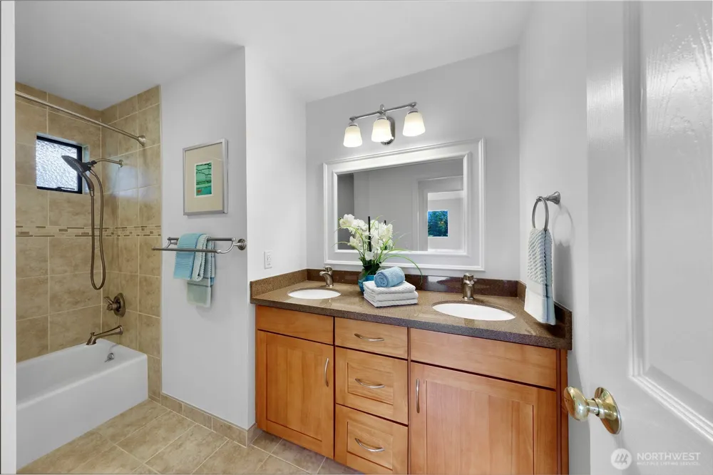 13800 SE 21st Street Bellevue, WA 98005