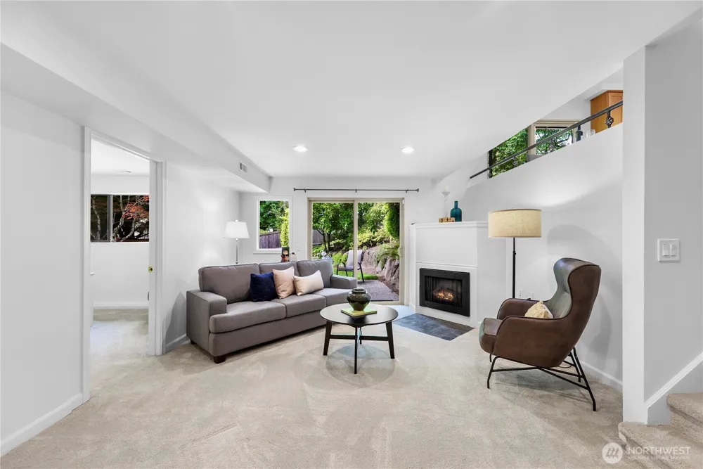 13800 SE 21st Street Bellevue, WA 98005