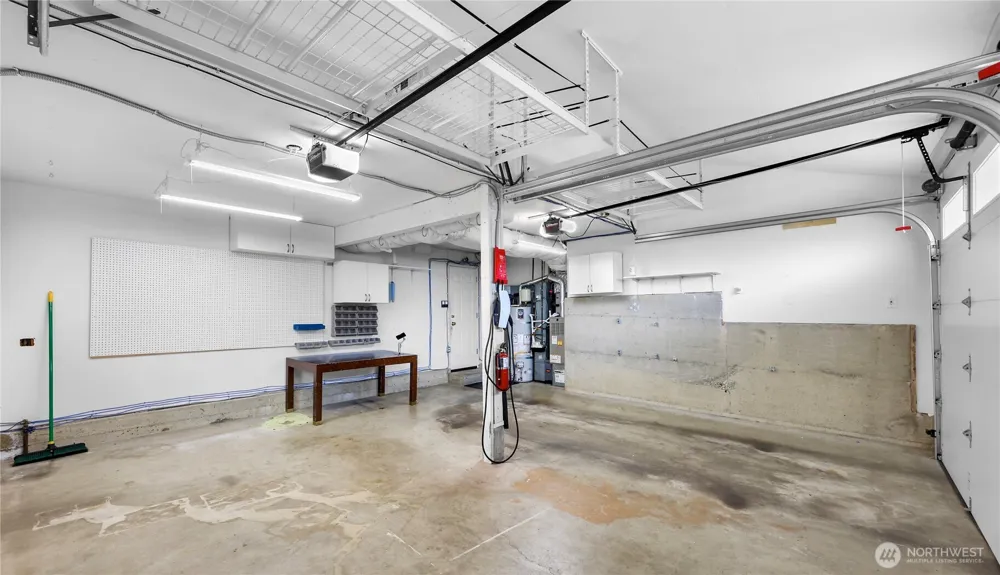 13800 SE 21st Street Bellevue, WA 98005