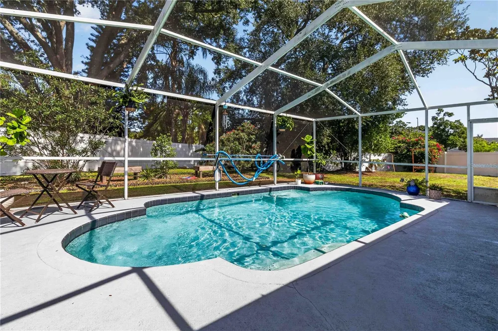 1703 LARABIE COURT Brandon, FL 33511