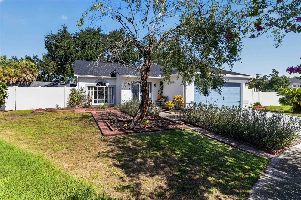 1703 LARABIE COURT Brandon, FL 33511