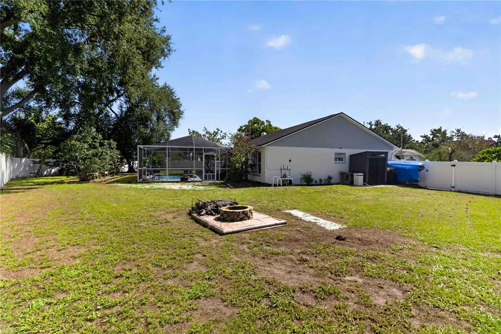 1703 LARABIE COURT Brandon, FL 33511