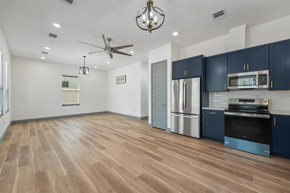 200 Canary Street Point Blank, TX 77364