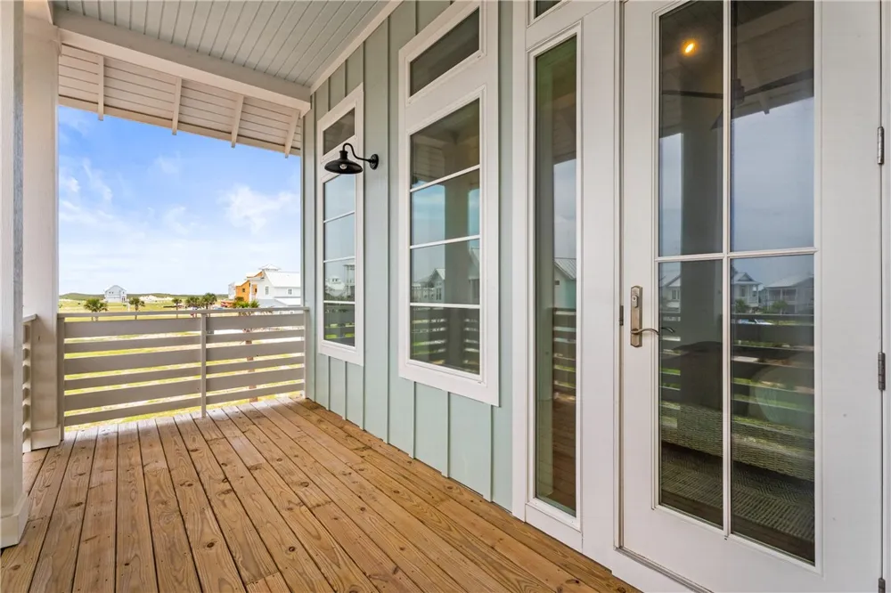 120 Lotus Lane Port Aransas, TX 78373