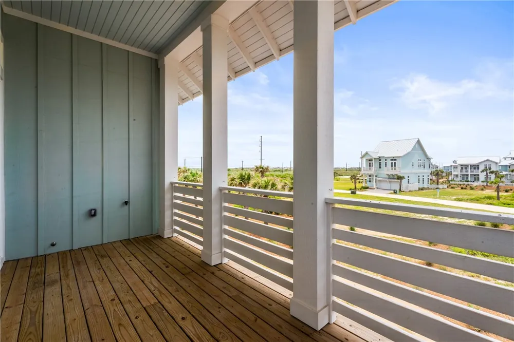 120 Lotus Lane Port Aransas, TX 78373