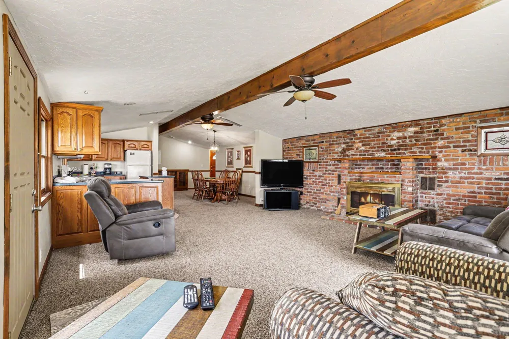 60641 Lennon Street Sturgis, MI 49091