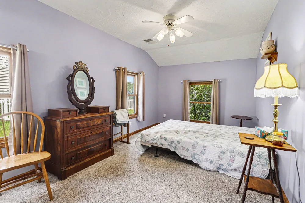 60641 Lennon Street Sturgis, MI 49091