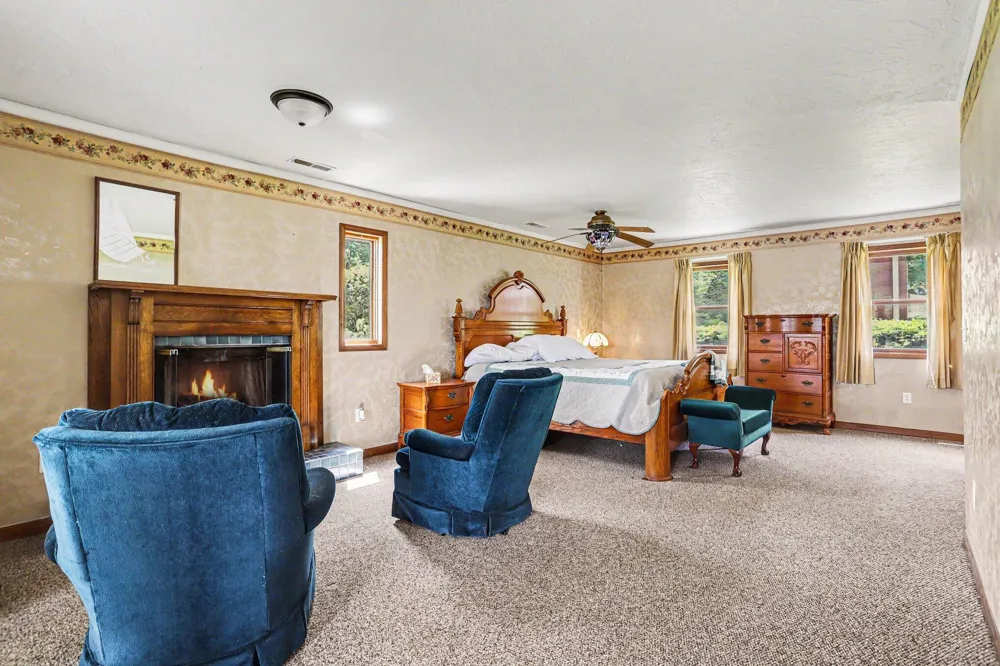 60641 Lennon Street Sturgis, MI 49091