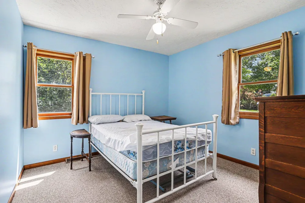 60641 Lennon Street Sturgis, MI 49091