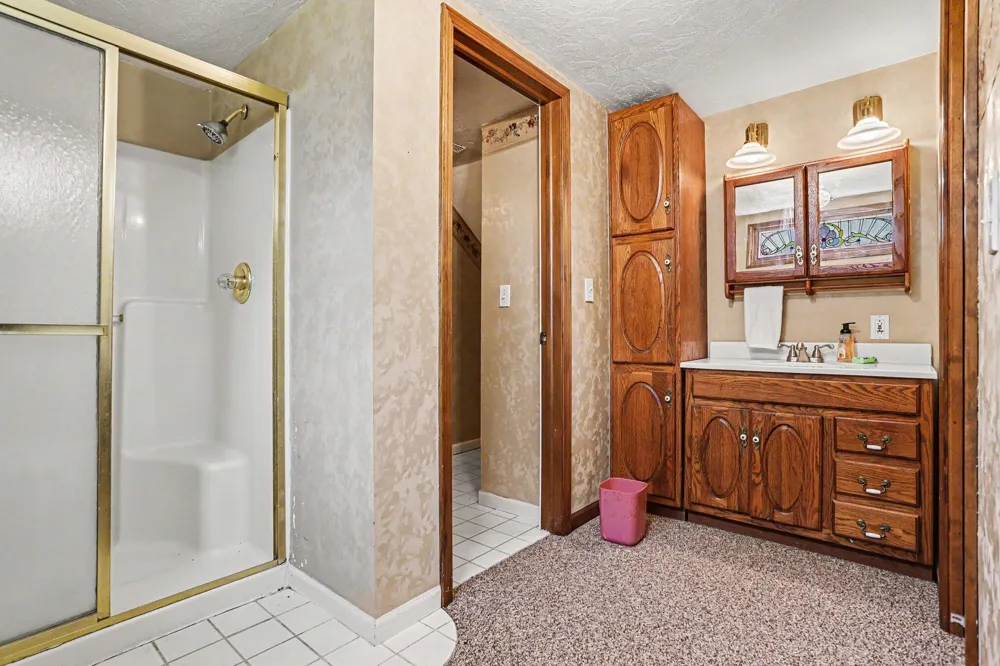 60641 Lennon Street Sturgis, MI 49091