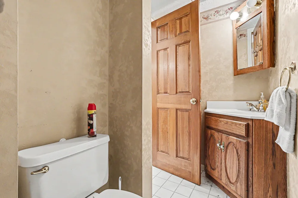 60641 Lennon Street Sturgis, MI 49091